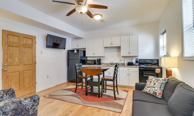 Marlinton Apartamento | Downtown Marlinton Vacation Rental Apartment!
