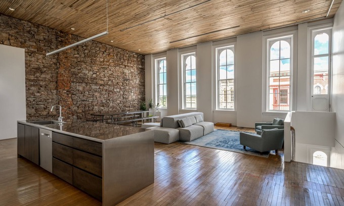 Medina Casa | Downtown Medina Contemporary Loft