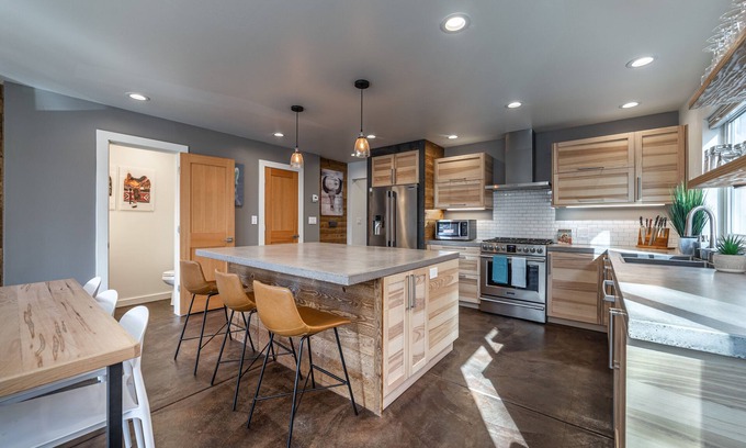 Heart of Missoula Casa | Downtown Missoula Low Key Luxury House