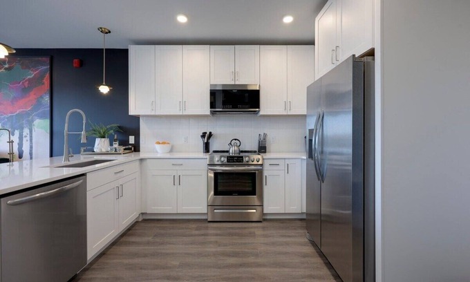 Rolling Mill Hill Condominio | Downtown Nash 1mi to Broadway 4 beds Sleeps 6