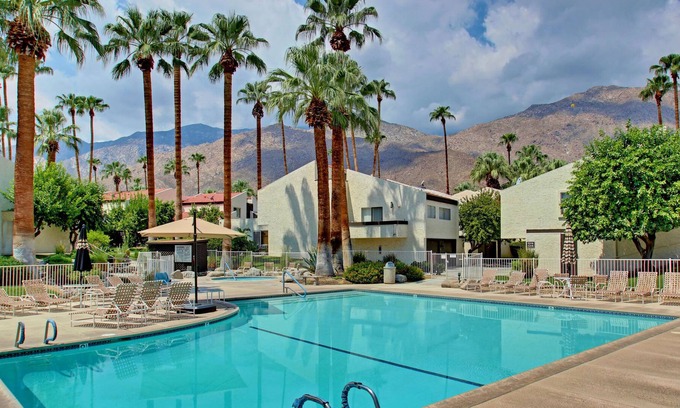 Deepwell Estates Condominio | Downtown Palm Springs Biltmore Estates 1434