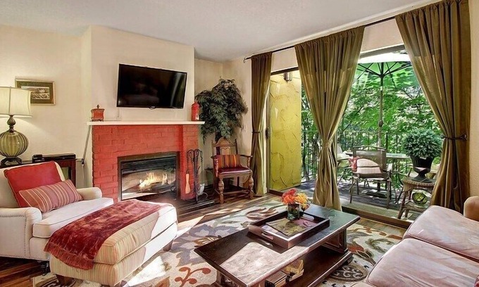 Education Hill Casa | El centro de Redmond 2 cama de 1. 5 baños
