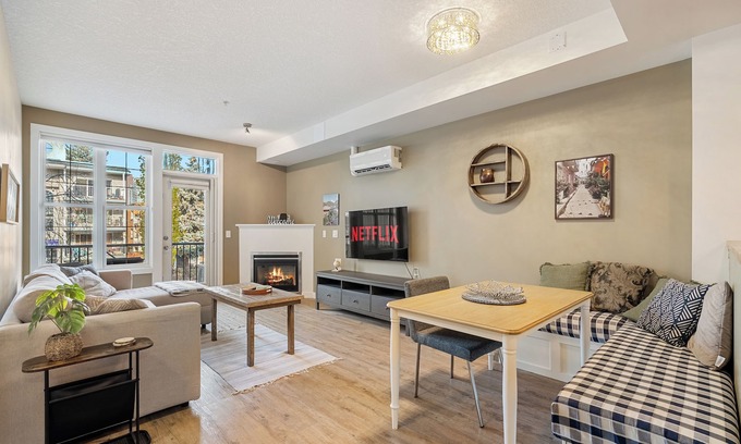 Mission District Condominio | Downtown River Condo: AC, near Saddledome, Free Underground Parking