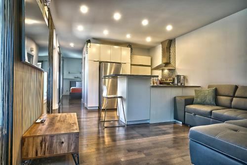 Sherbrooke Apartamento | Downtown Sherby - Central, Parking, King Bed, Sleeps 3