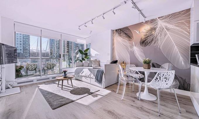 Crosstown Apartamento | Downtown Vancouver next to the SkyTrain, BC Place, Rogers Arena, Casino, shops..