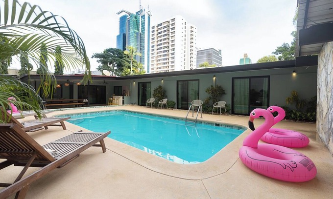 Obarrio Casa | Espaciosa casa de 8 habitaciones con piscina privada y wifi ultrarrápido