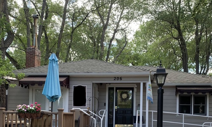 Carson City Casa | Downtown Westside Cottage