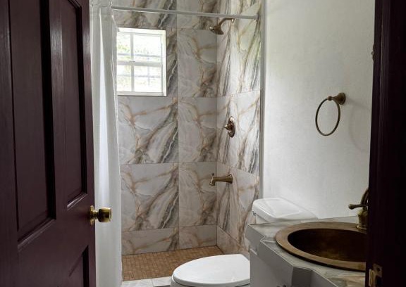 Saint John Parish Apartamento | Dr Fionas Animal Cottage