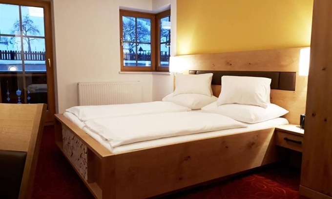 Fusch an der Grossglocknerstrasse Apartamento | Edificio principal de RD / 2 camas adicionales / HB - Ponyhof, Feriendorf-Hotel-Pension