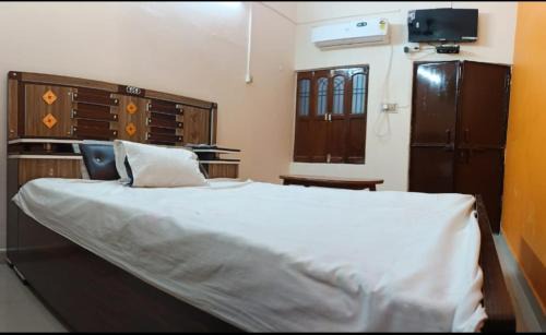 Sarnath Casa | Dr Maurya Homestey