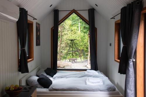 Luze Otro | Dragon Glamping