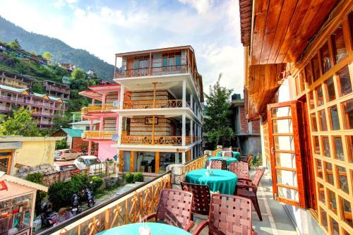 Old Manali Hotel | Dragon Inn