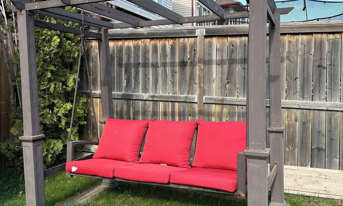 Sage Hill Casa | Dragon’s den - 2BR Basement suite in Calgary charming Calgary