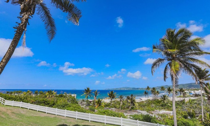 La Grande Princesse Condominio | Dramatic Views From This Spacious 1bd/1bth