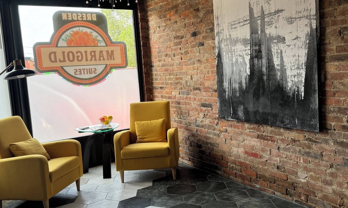 Dresden Casa | Dreaden Marigold Suites - Suite 1