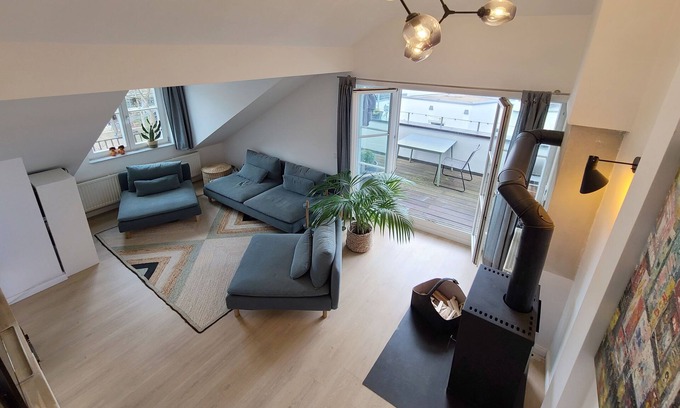 Schwabing Apartamento | Dream condo 70% off for taking care of our cat between August 22 and Sept 9