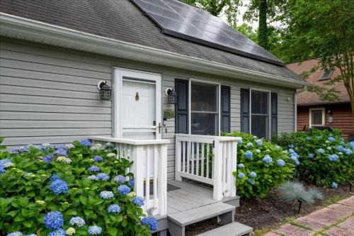 Rehoboth Beach Casa | Dream Cottage in Lewes