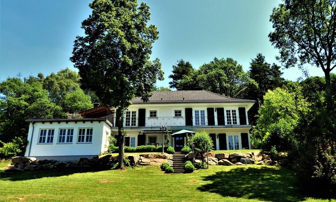 Leimen Casa | 5 ***** "Zum Alten Forsthaus" Ubicación tranquila en el bosque en el Parque Natural del Bosque del Palatinado