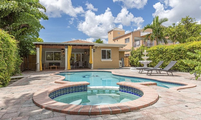 Coral Terrace Casa | Dream Home - Headed Pool - Family Vacation