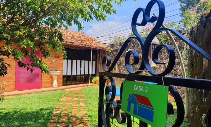 Pequea Apartamento | Dream . Home office in Ilhabela with my dog.
