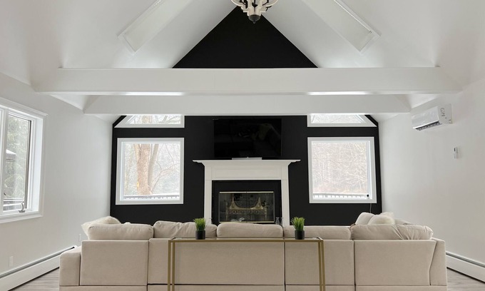 Lexington Casa | ◆DREAM Modern Cabin in the Woods ◆ Hot tub + Sauna