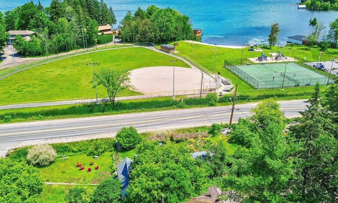 Gravenhurst Cabaña | Dream Muskoka Cottage Waterpark