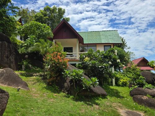 Haad Pleayleam Casa | Dream seaview bungalows