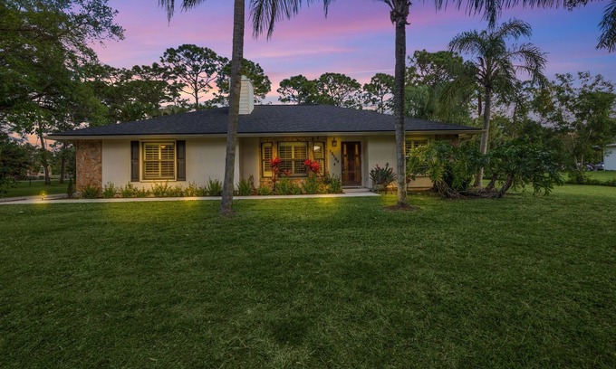Jupiter Farms Casa | Dream Stay: House with Pool, 1.5 Acres, 15 Min to Jupiter Beach & Shops