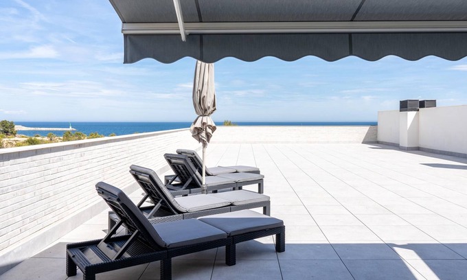 Roques Daurades Apartamento | Vacaciones de ensueño frente al mar mediterráneo