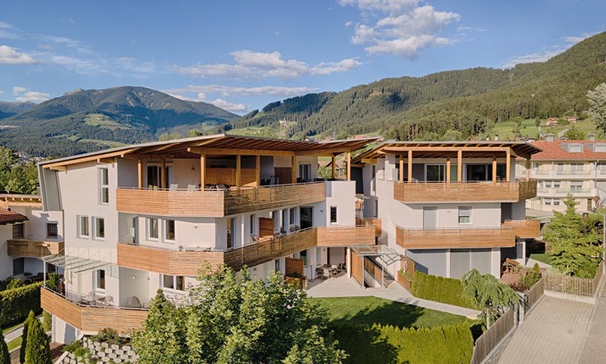 Riscone Apartamento | Dream vacation apartment in a panoramic location with roof terrace, Cron4 swimming pool & sauna