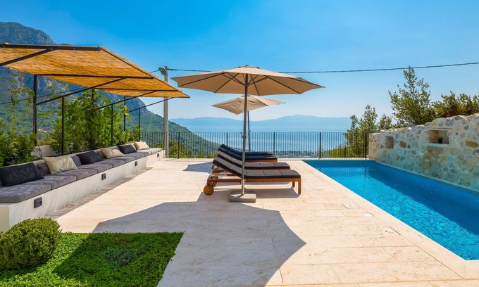 Zaostrog Villa | Villa de ensueño con espectaculares vistas al mar, 3 dormitorios, piscina
