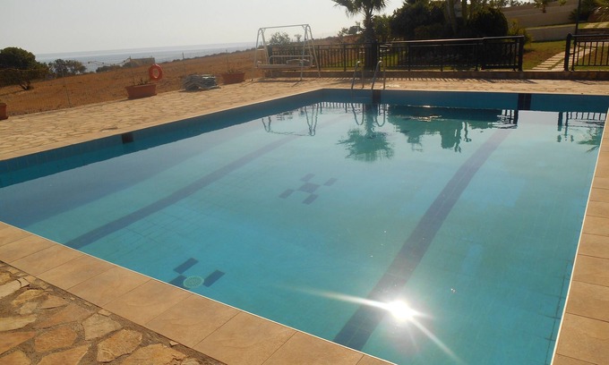 Fragkokastello Apartamento | Sueños Días Casa de vacaciones con vistas panorámicas junto al mar, piscina y jardines
