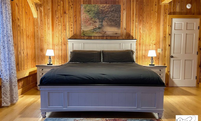 Maryland Cabina | Dreams Park/All Star- Sunset Lodge at Old World Village