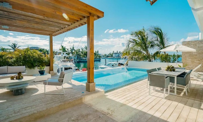 Cap Cana Marina Casa | Dreamy 4BR Villa in Cap Cana s Marina