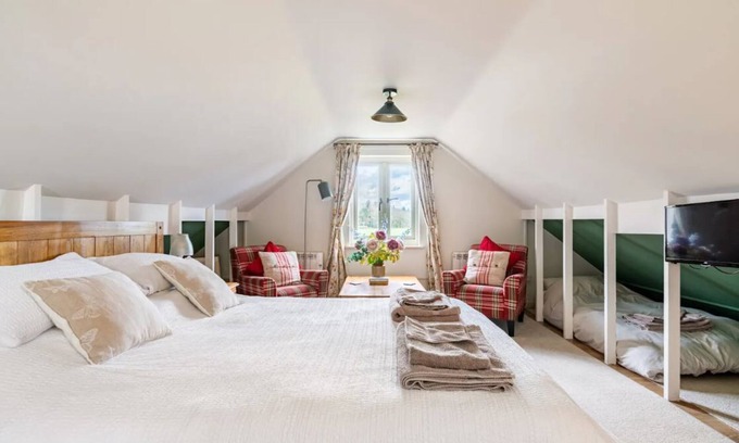 Beccles Cabaña | Dreamy Fieldview Country Cottage