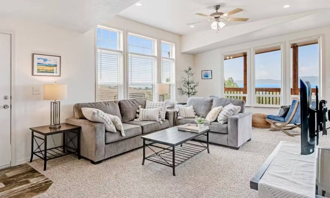 Sweetwater Casa | Dreamy retreat with golf course & lake views, near beach & boat launch amenities