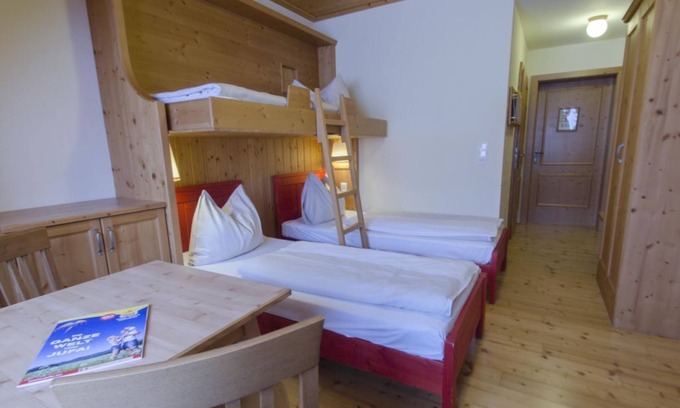 Tieschen Casa | Dreibettzimmer - Jufa Hotel Tieschen Bio Landerlebnis