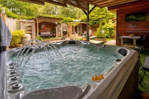 Erm Chalet De Esquí | Drents Genieten - Ericaheide met privé sauna en jacuzzi