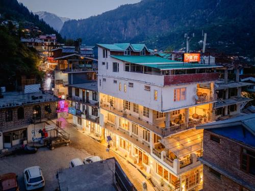 Old Manali Casa | Drifters Inn - The Hidden Tribe