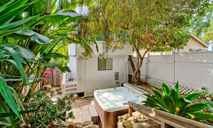 Summerland Casa | Driftwood Club - Ocean View, Hot Tub, Pet-Friendly