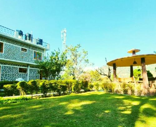 Dalhousie Cabina | Driftwood Den