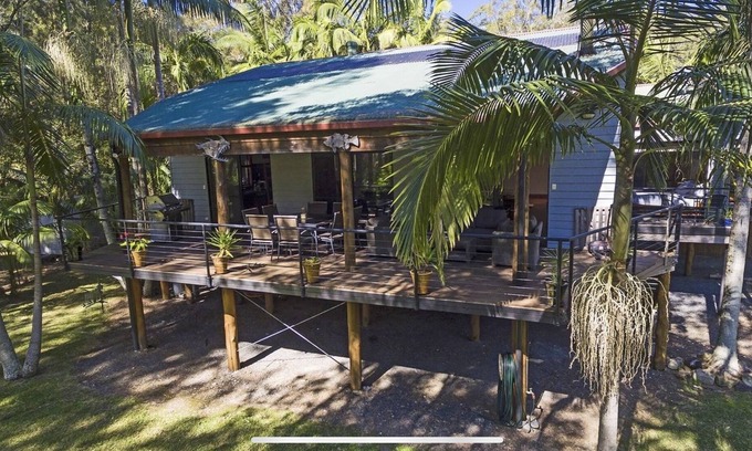 Charlotte Bay Casa | Driftwood Lodge - Waterfront Property