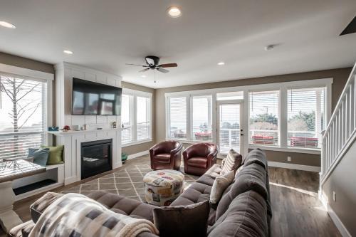 Nelscott Casa | Driftwood Pearl