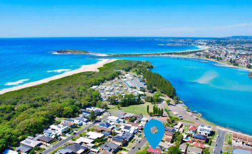 Windang Casa | DriftWood - Where the Lake Meets the Sea