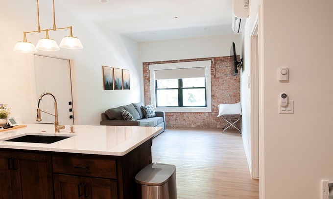 Lava Hot Springs Apartamento | The Suites at Lava Hot Springs: Suite 8- Sundenia
