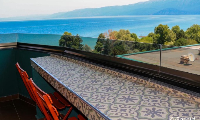 Pogradec Apartamento | Drion Apartment with lake view