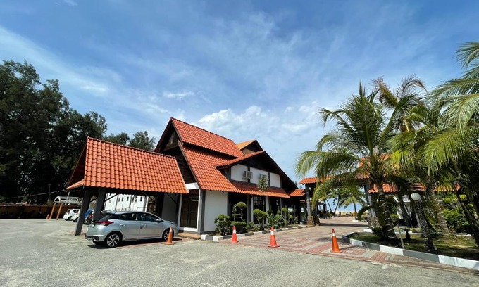 Batu Buruk Complejo | DSH Batu Burok Beach Resort