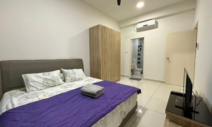 Kempas Apartamento | DSummit City View High Floor 5-6 Pax Netflix WiFi