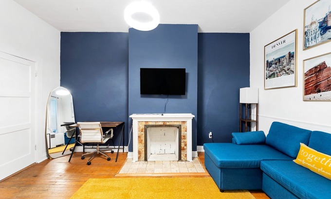 City Park West Apartamento | DT Apartment near everything!