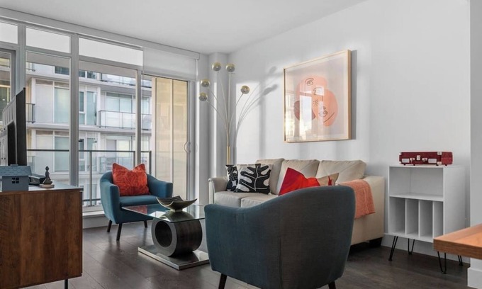 Victoria Park Apartamento | DT Views | AC | UG Parking | Walk to Saddledome